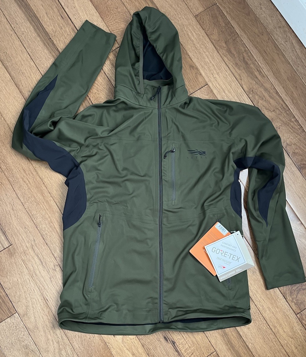 NWT Sitka Mountain Evo Jacket L Deep Lichen Gore-Tex Windstopper **Discontinued