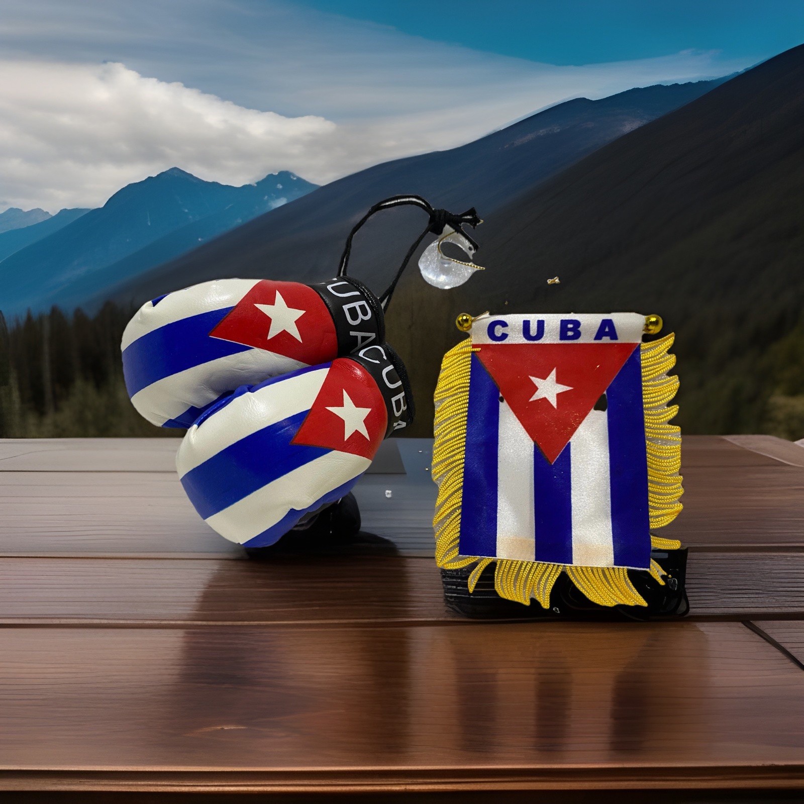CUBA MINI FLAG AND MINI BOXING GLOVES COMBO
