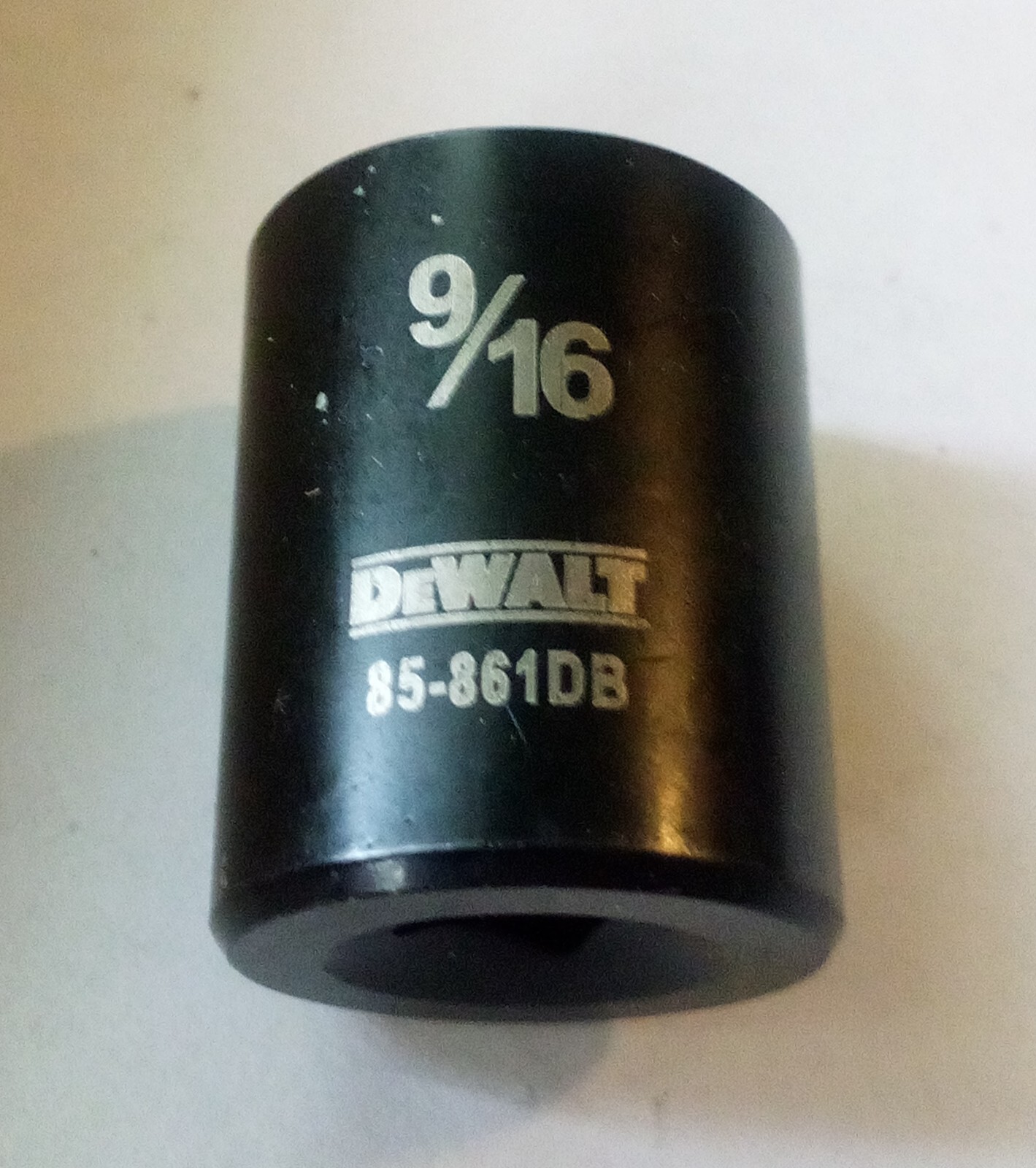 DeWalt 9/16" x 1/4" Dr  SAE Black Chrome  Socket  85-861DB - 6 Pt Free Shipping