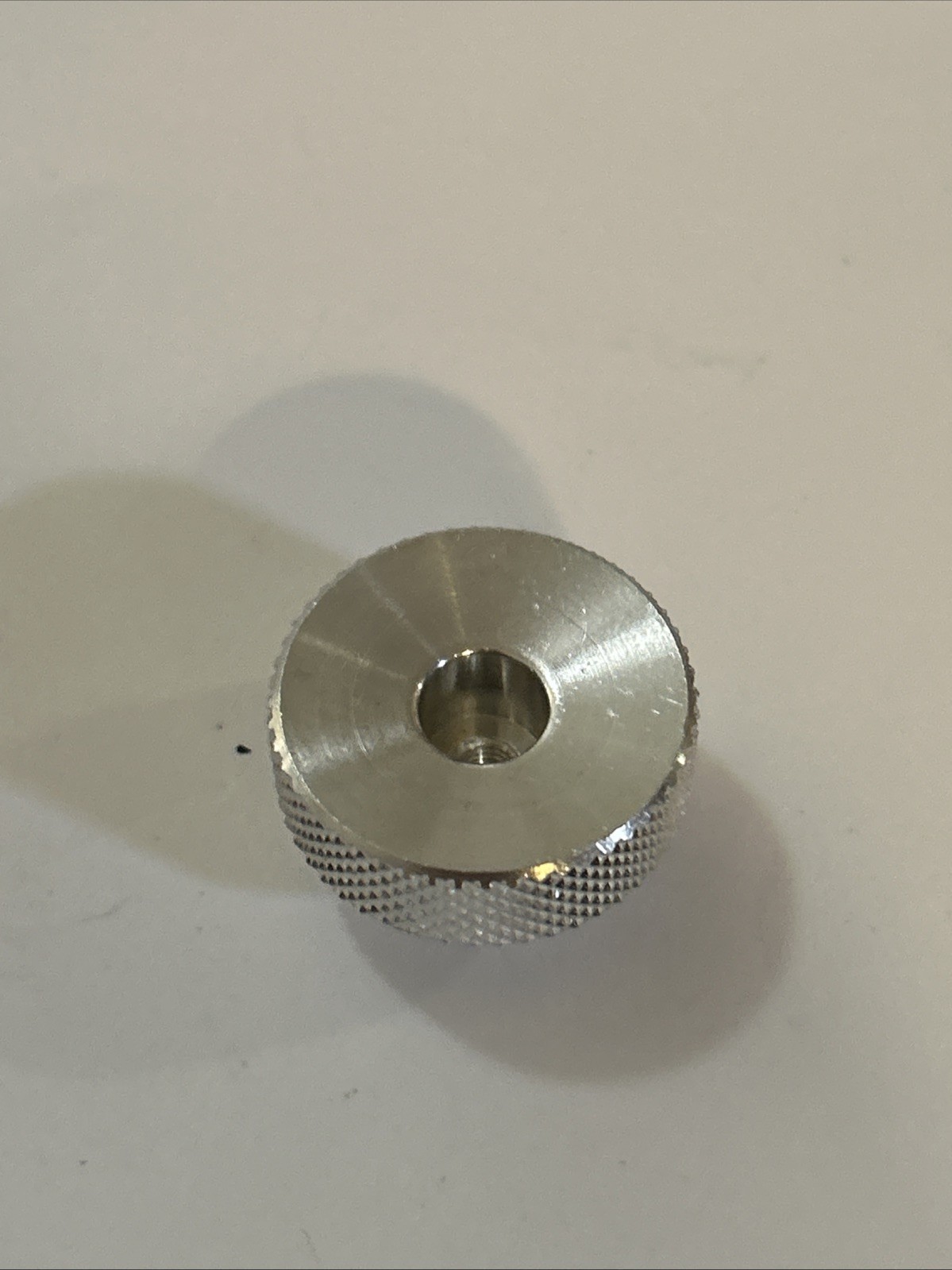 557046 Knob