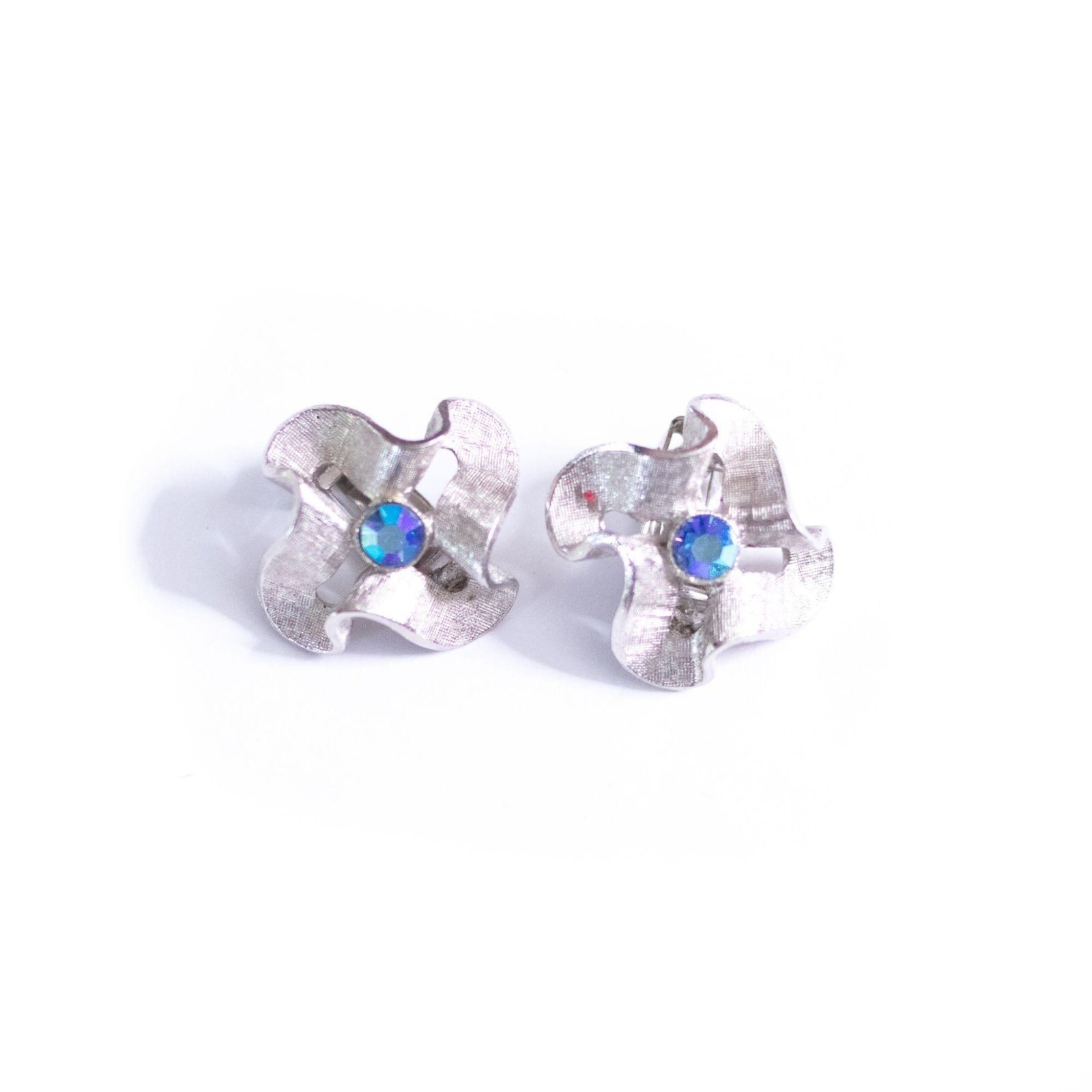 Vintage Mid Century Modern Silver Crinkle Earrings with Blue Aurora Rhinestones