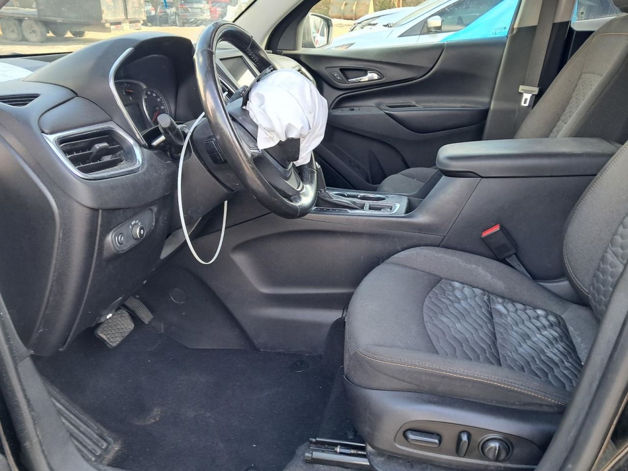 EQUINOX 2019 Glove Box 4891884