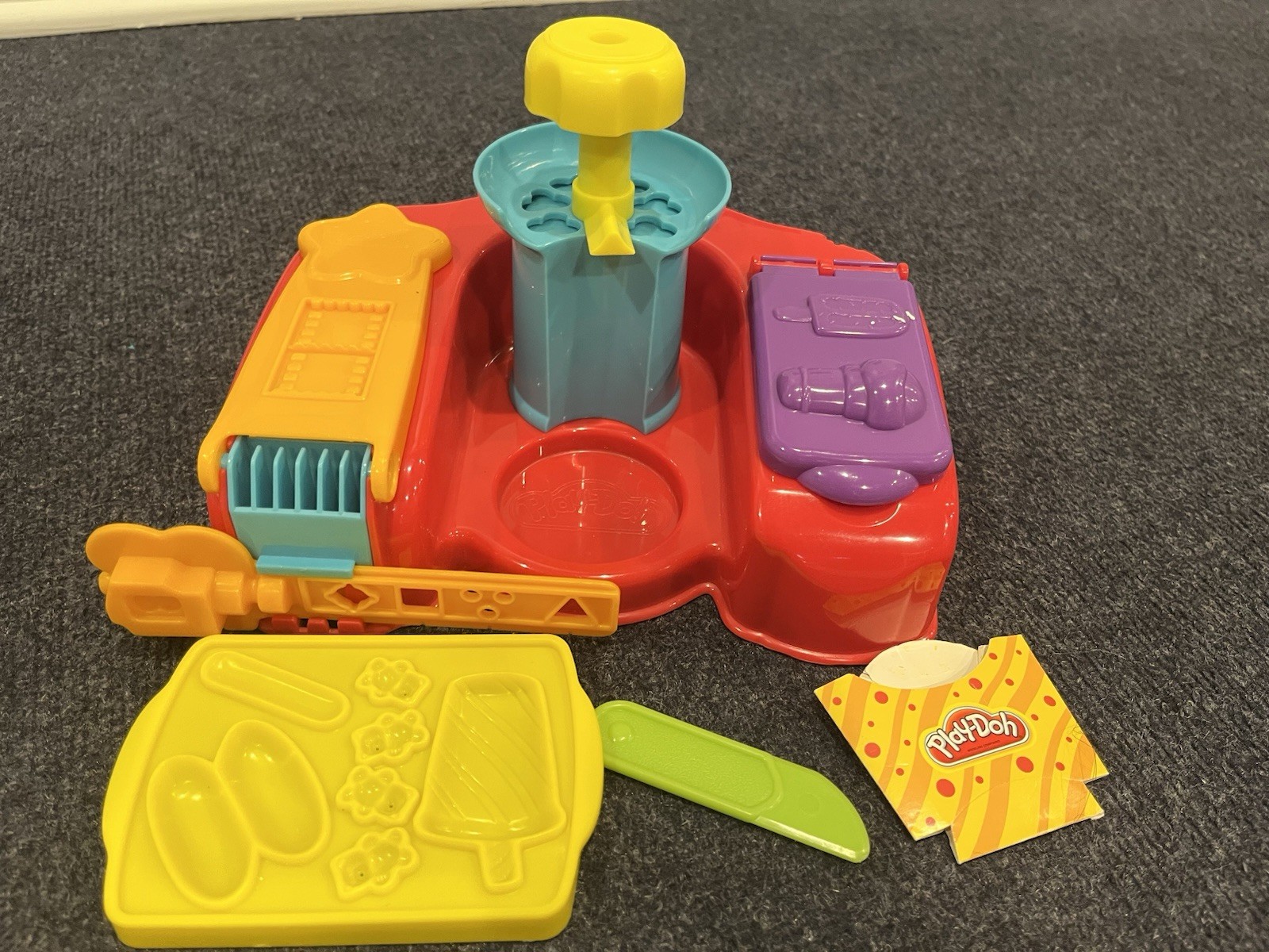 Play-Doh Poopin Movie Snacks (Play Doh NOT Included)