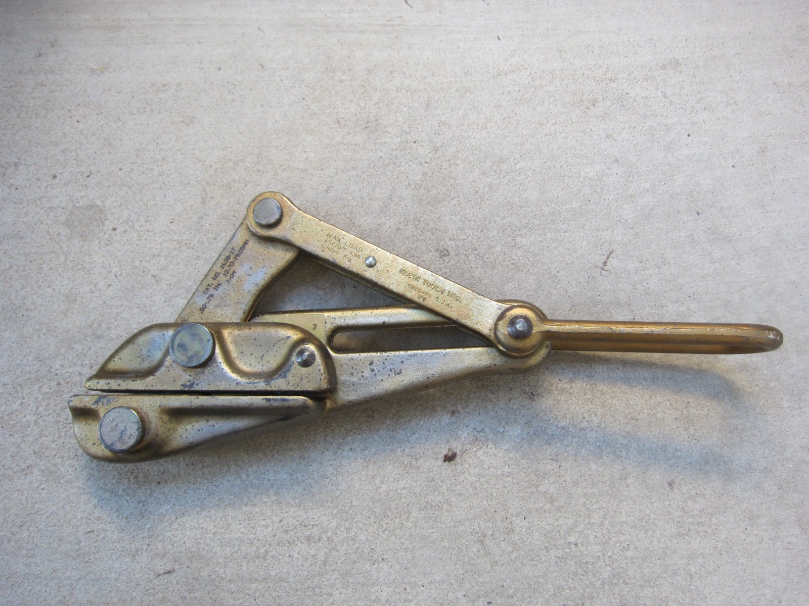 Klein Tools 1628-17 .50"-.75" 15000 Lbs Cable Grip Puller, Used-1