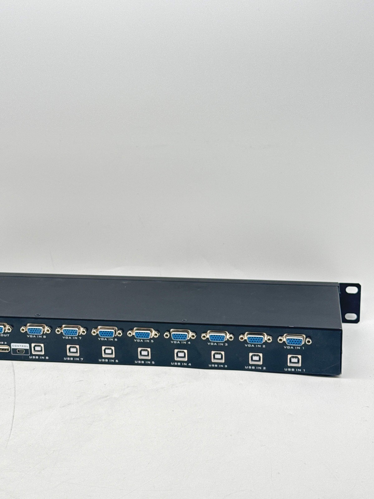 Rijer 8 Port Smart USB 2.0 KVM Switch