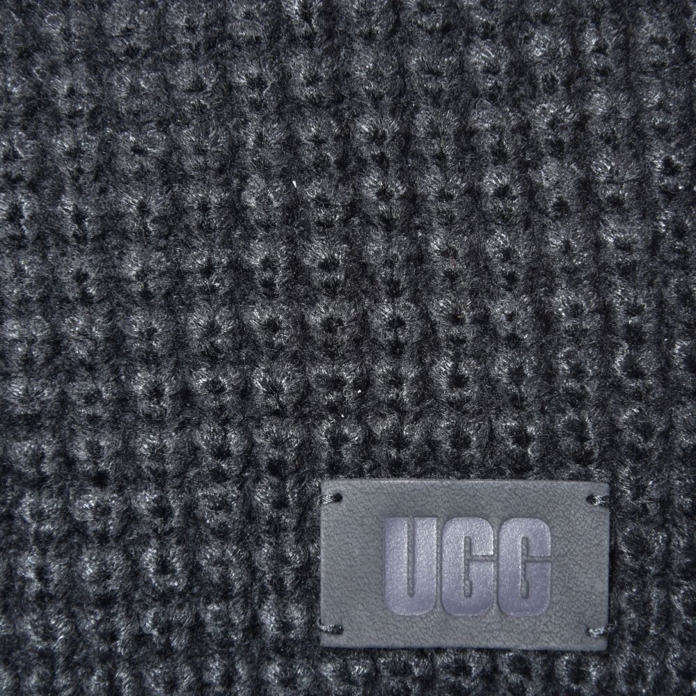 Ugg Men's Waffle Scarf Unlined Leather Logo
