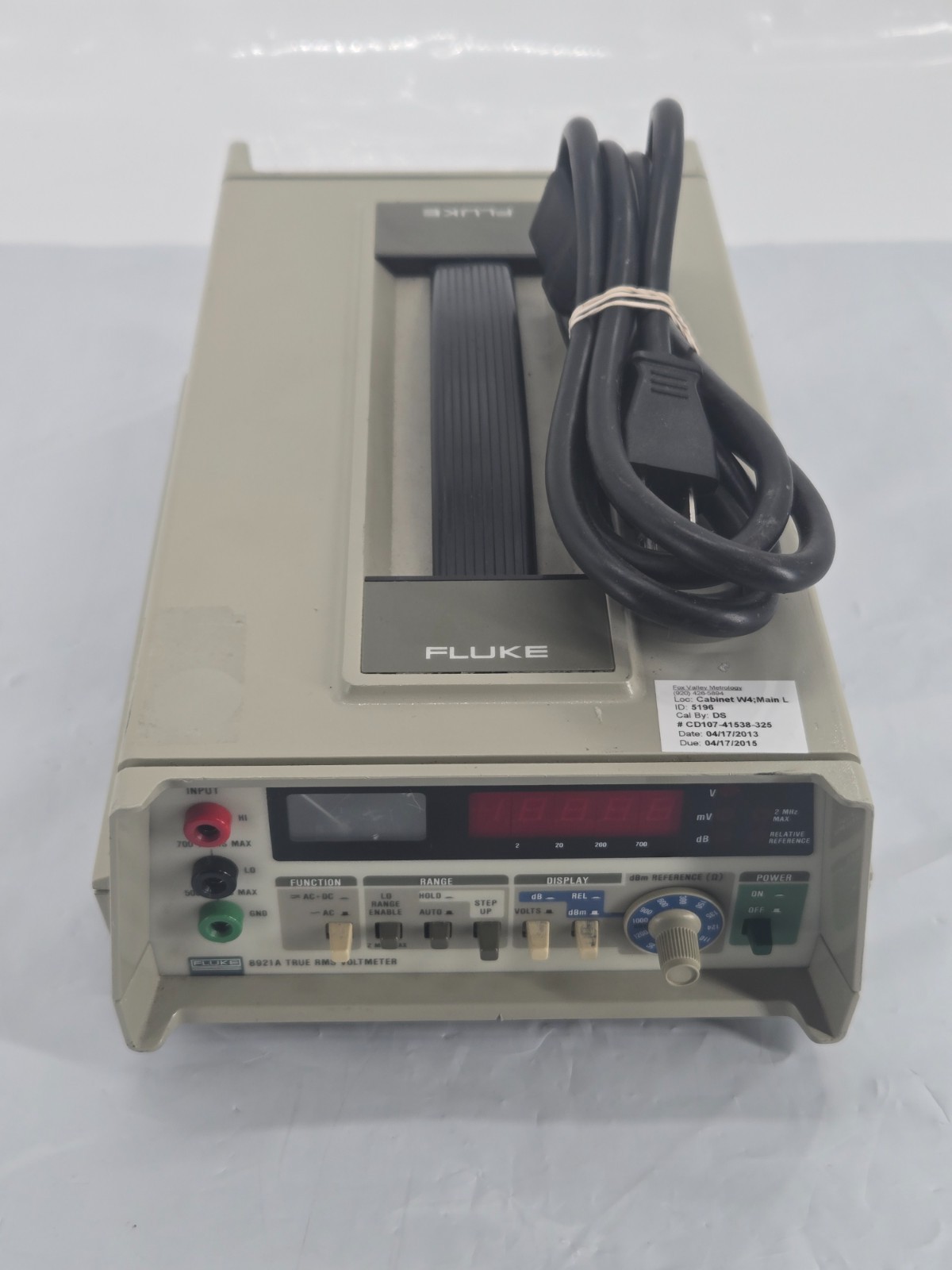 Fluke 8921A True RMS Voltmeter