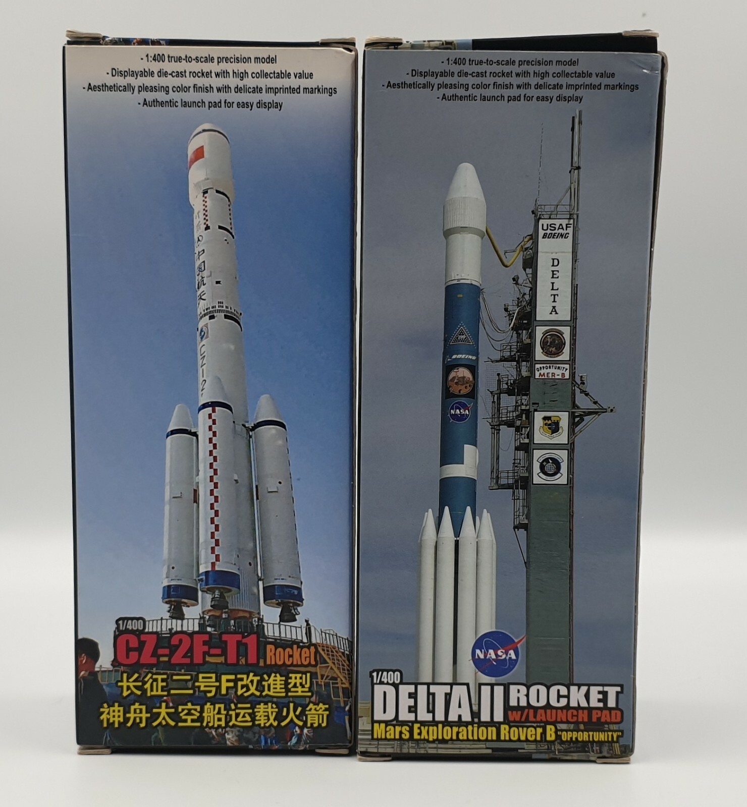 SPACE : DELTA II ROCKET WITH LAUNCH PAD & TITAN IIIC MAIDEN FLIGHT DRAGON MODELS