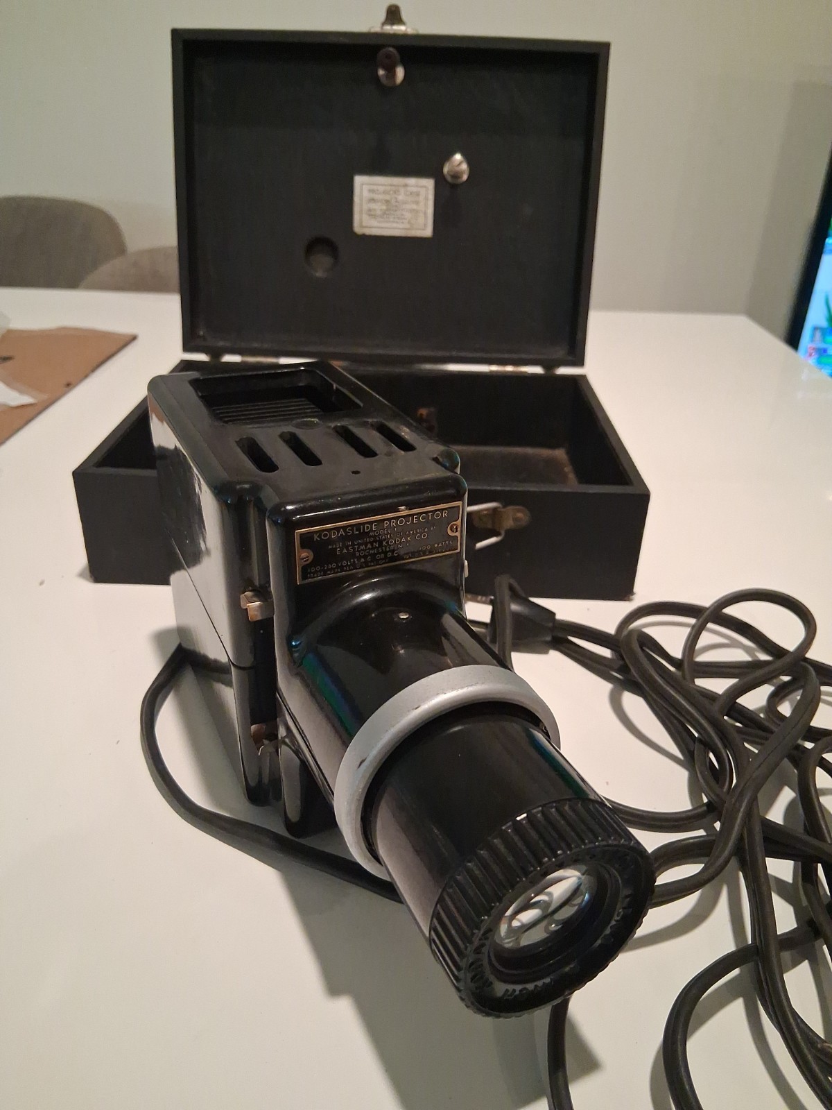 Vintage Kodak Kodaslide Projector Model 1 Original Projecto Case AS IS Untested