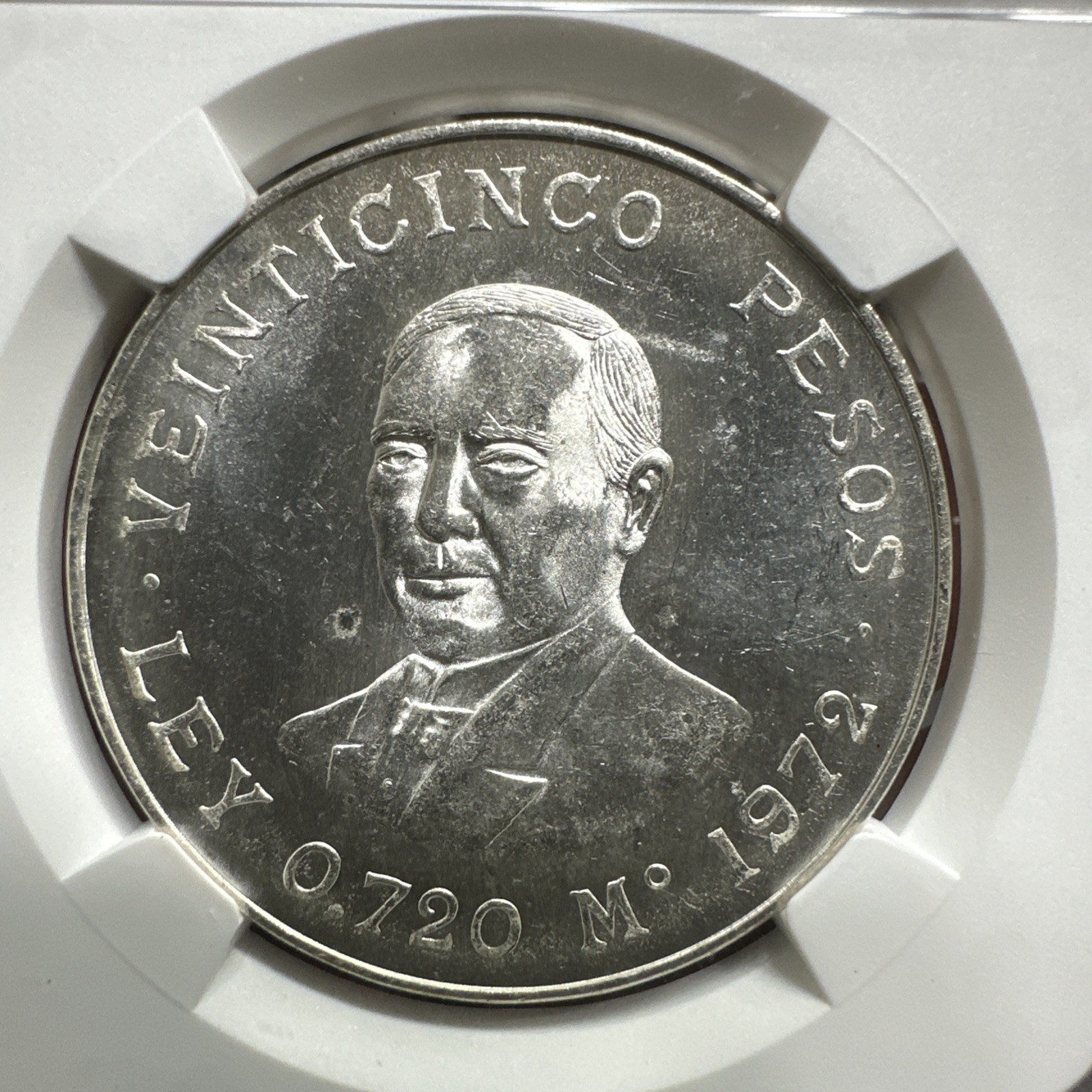 1972 Mexico 25 Pesos Silver Juarez NGC MS62