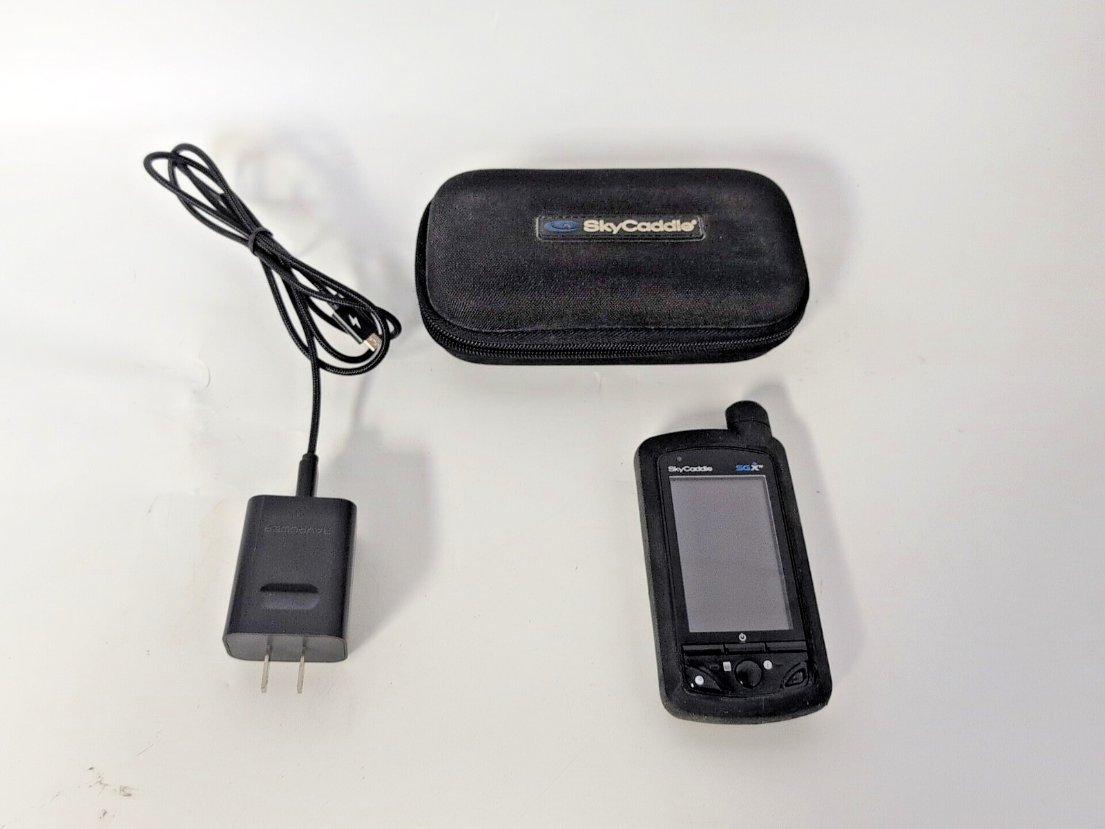 SkyGolf Skycaddie SGX Golf GPS System with Case and charger
