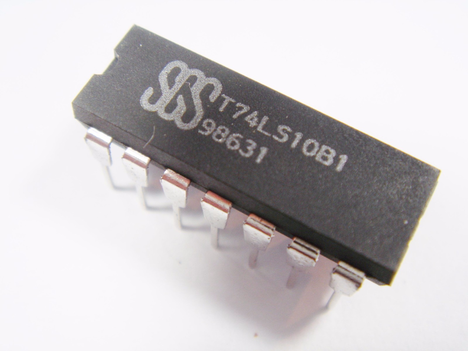 SN 74LS10 3x 3-NAND Gate #AN41