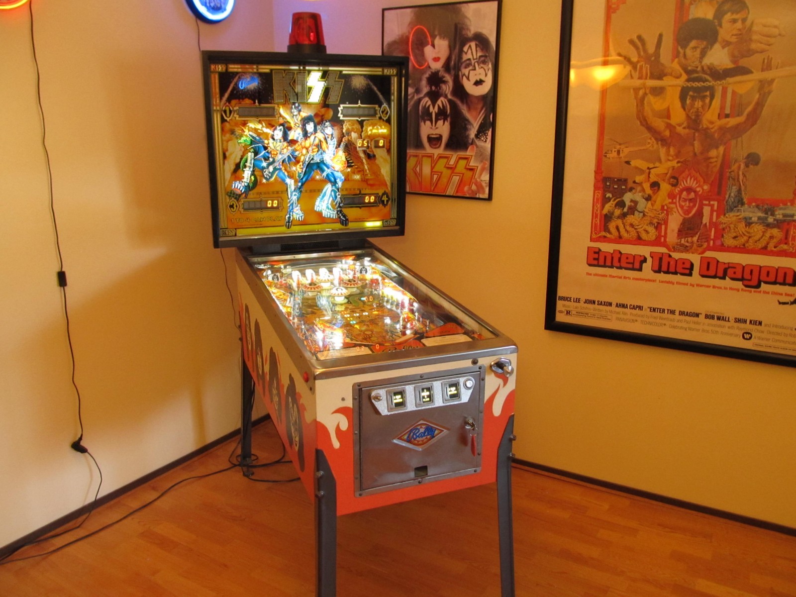 Bally 1978 "KISS" Original Classic Pinball Machine