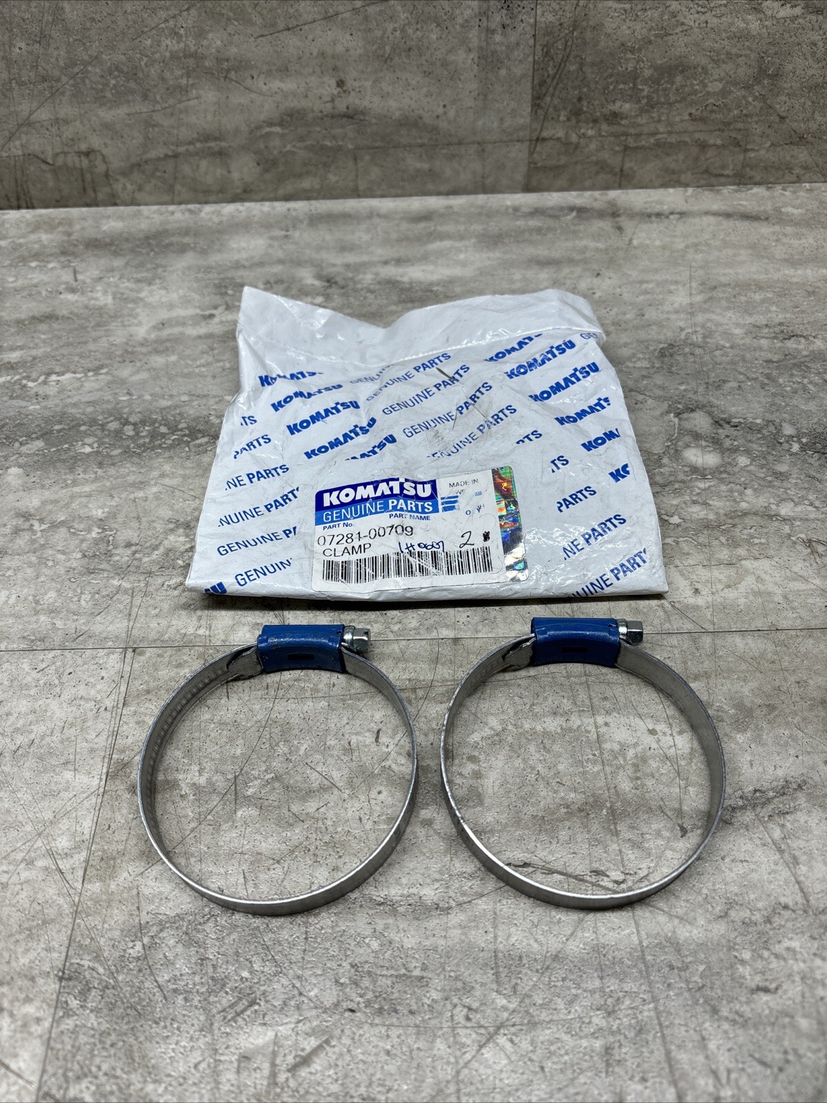 Lot Of 2 OEM Komatsu 07281-00709 Clamp, New