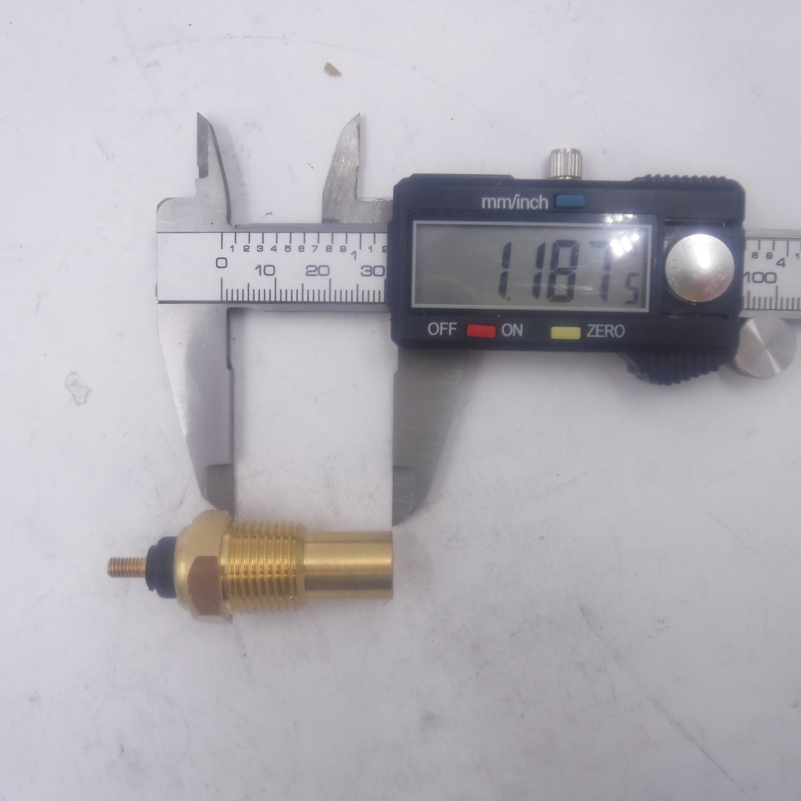 175° Temperature Sending Switch Unit Threaded 5/8"-18, #8-32 Post