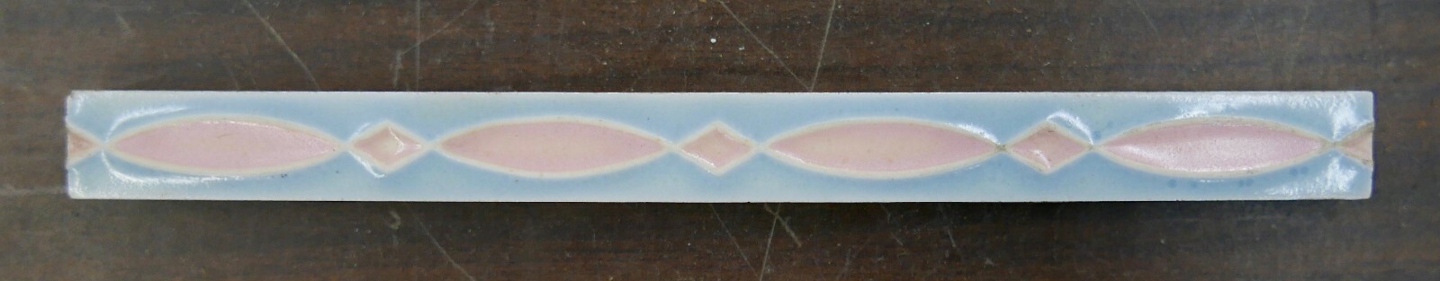 Vintage Tile Liner Pink on Blue Fish Pattern