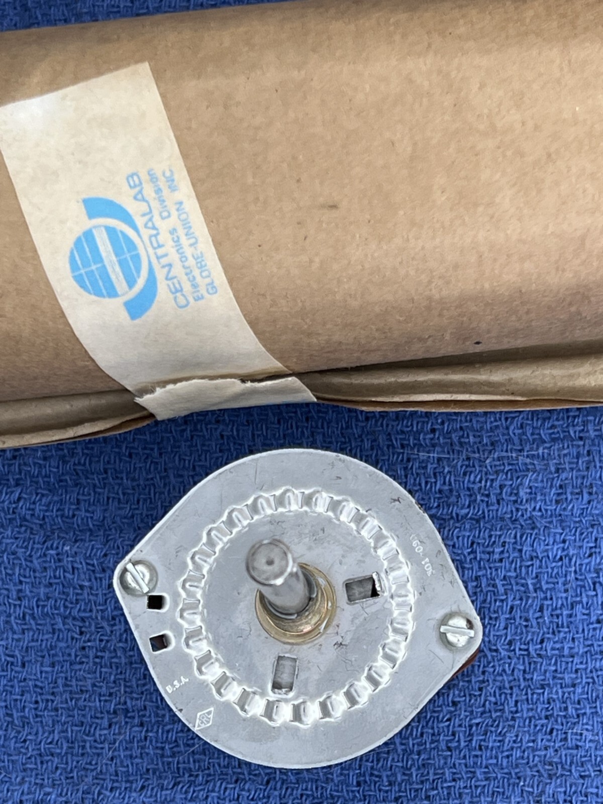 NOS Centralab 1 POLE NONSHORTING Phenolic Rotary Switch 24 POSITION WITH STOPS