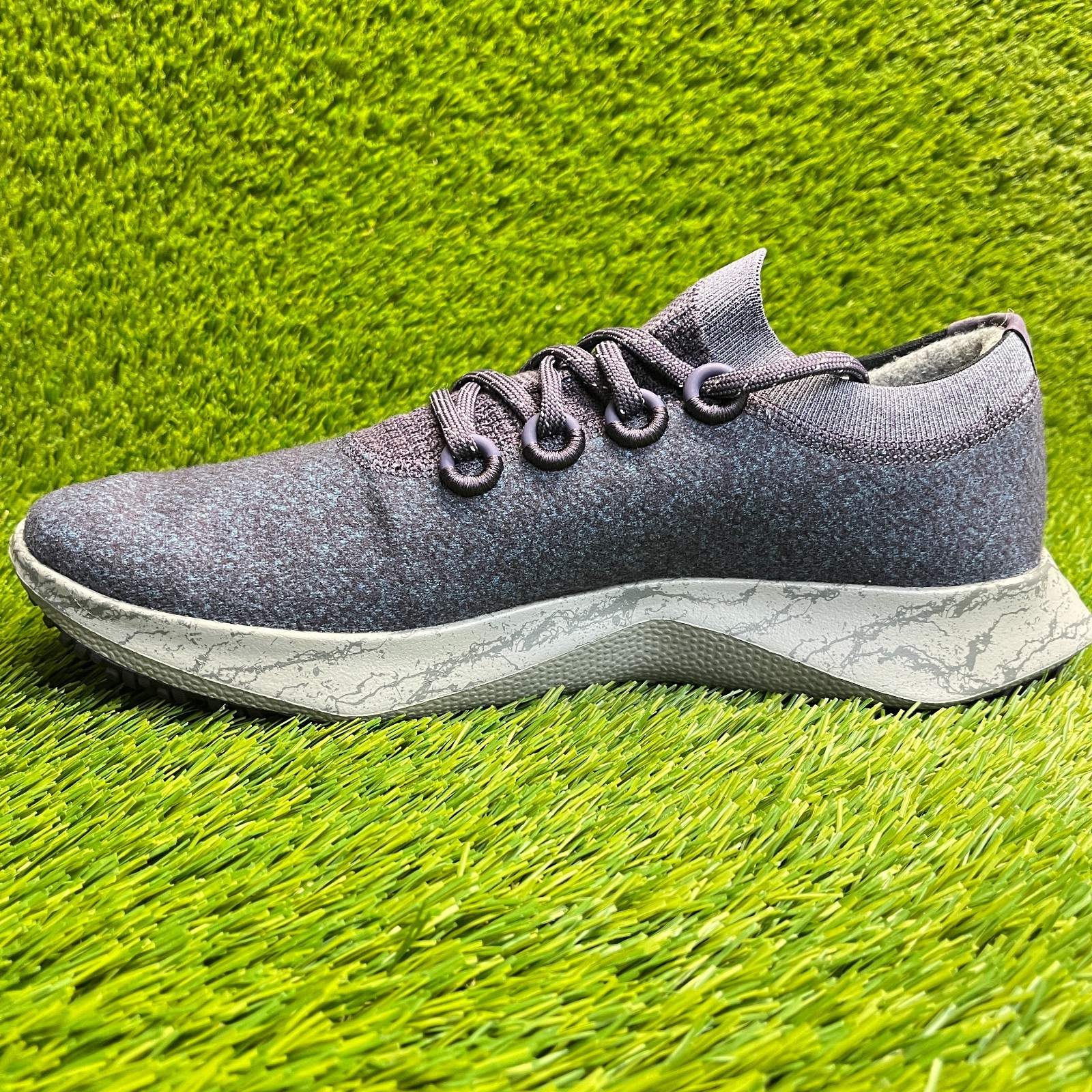Allbirds Wool Dasher Mizzle Mens Size 11 Purple Gray Running Shoes Sneakers