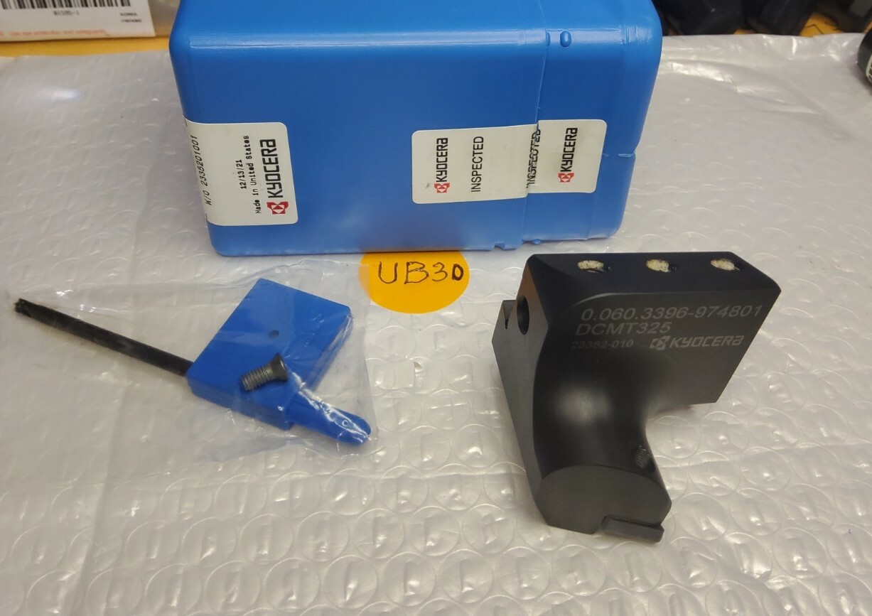 KYOCERA  0.060.3396-974801 DCMT325 TOOL HOLDER MODULAR