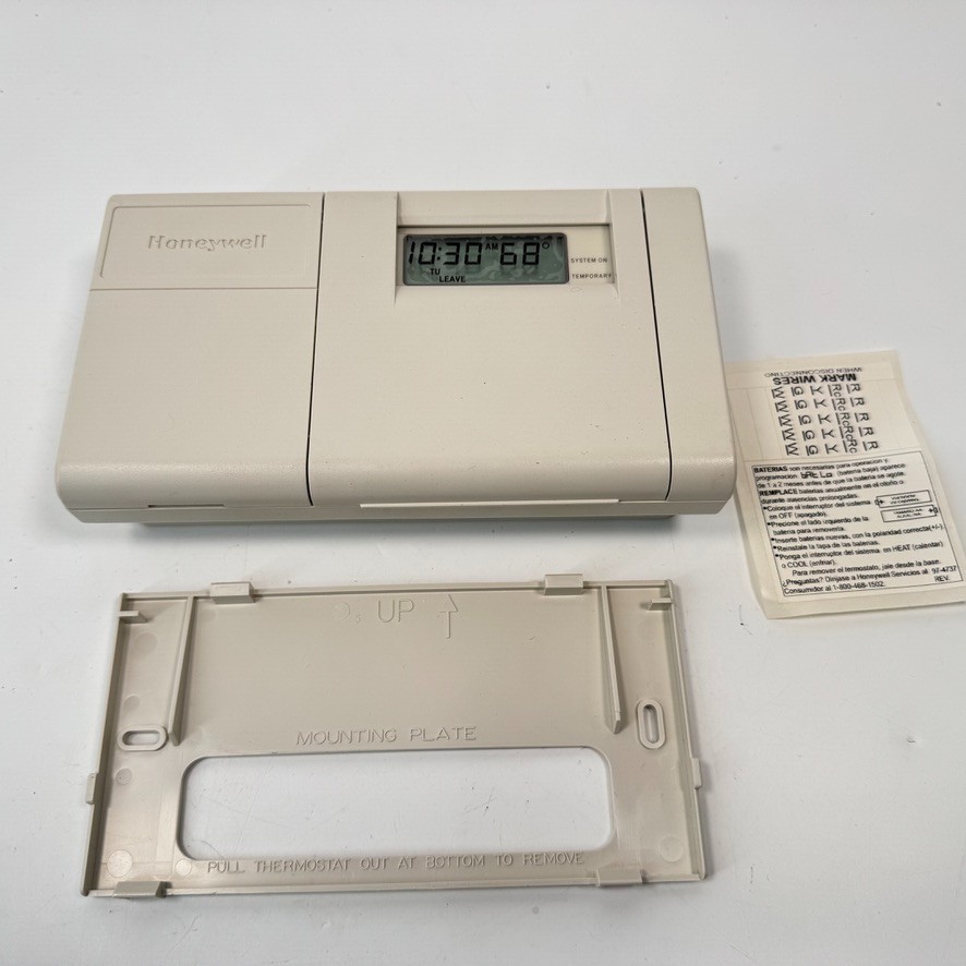 Thermostat Honeywell CT3200 5 and 2 day Programmable Beige Heat / Cold