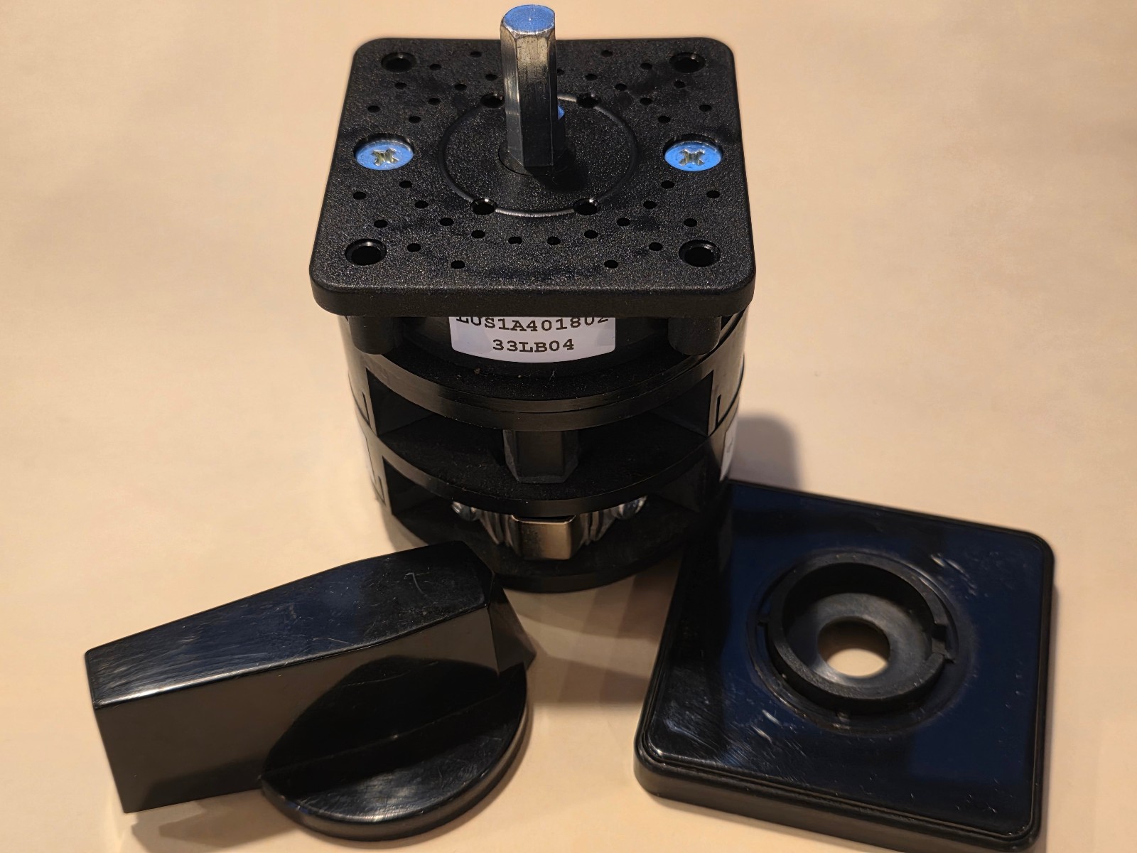 Salzer S440LUS1A401802 Rotary Cam Switch 63A, On/Off, Bass 120-0000-009
