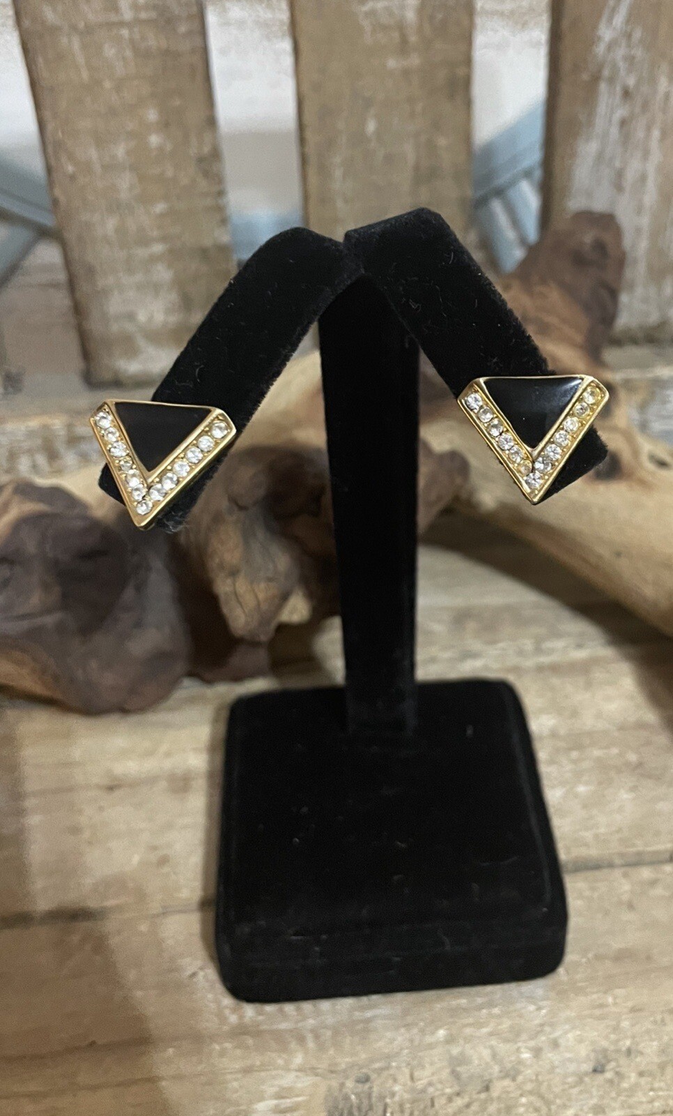 Vintage Gold Plated and Enamel Triangular Stud Earrings NEW