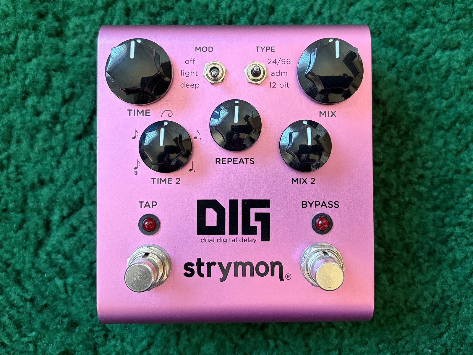 Strymon DIG Dual Digital Delay Guitar Effects Pedal w/Orig Power Supply - Clean!