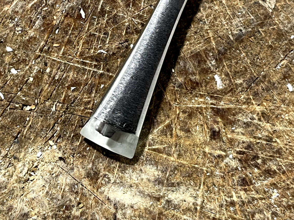 Pfeil Gouge Chisel Swiss Made Woodcarving Woodworking #7F - 16mm Fishtail Gouge