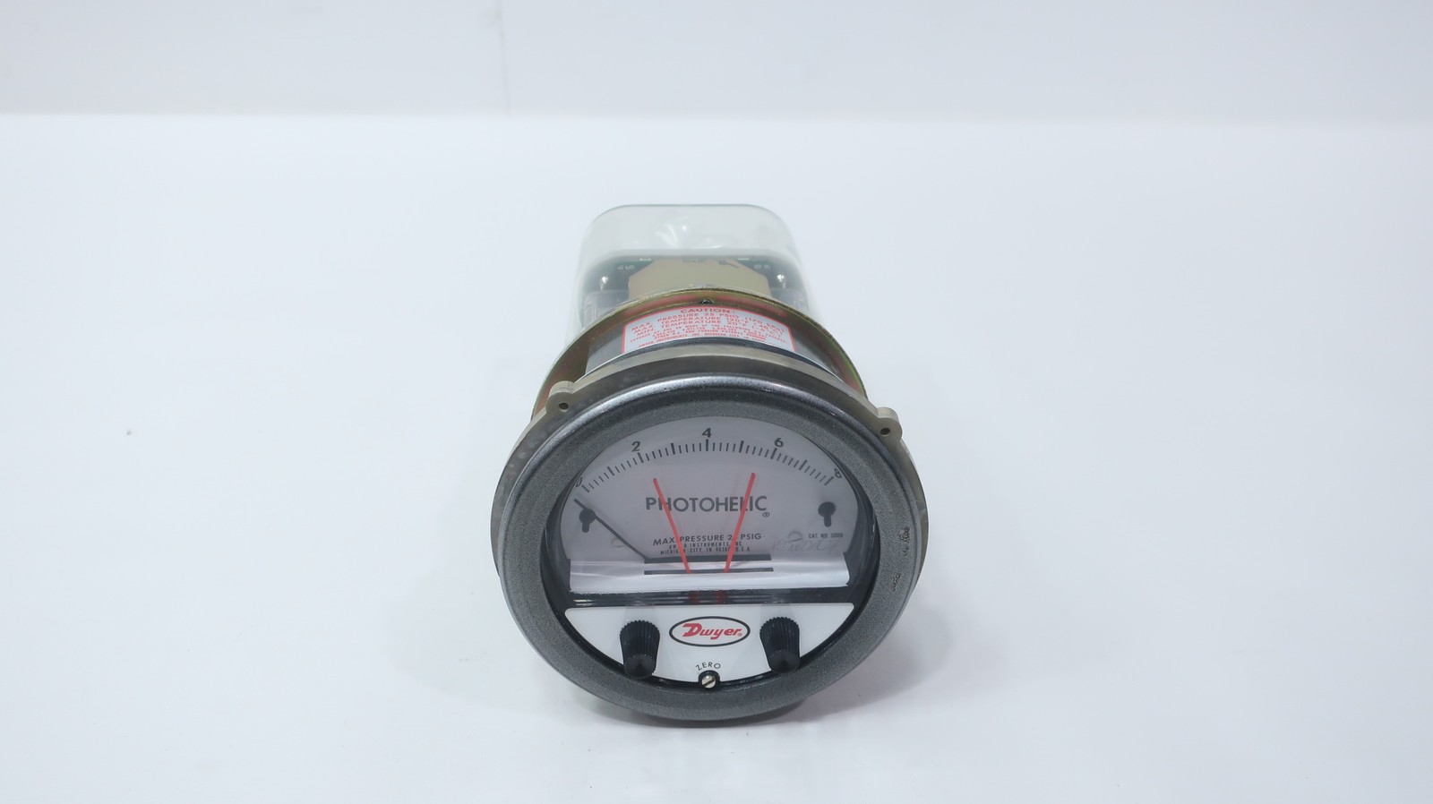 Dwyer 3008 Photohelic Pressure Switch 120v-ac 0-8in-h2o