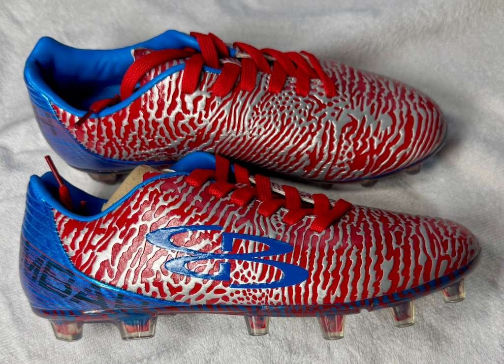 Boombah Men's Soccer Cleats Red, Blue & Silver Size 6 New