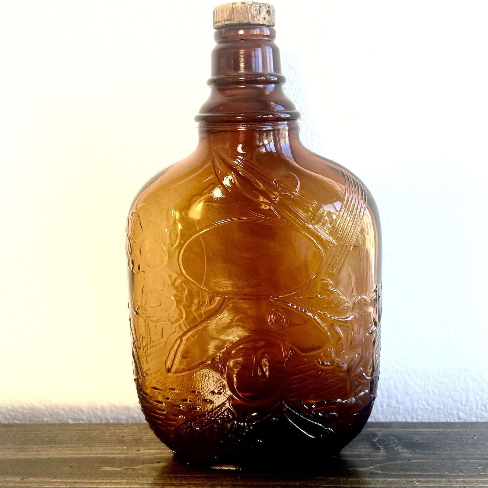 Paul Jones Rye Whiskey Embossed Bottle Amber Brown Captain Ships W/Cork Stopper