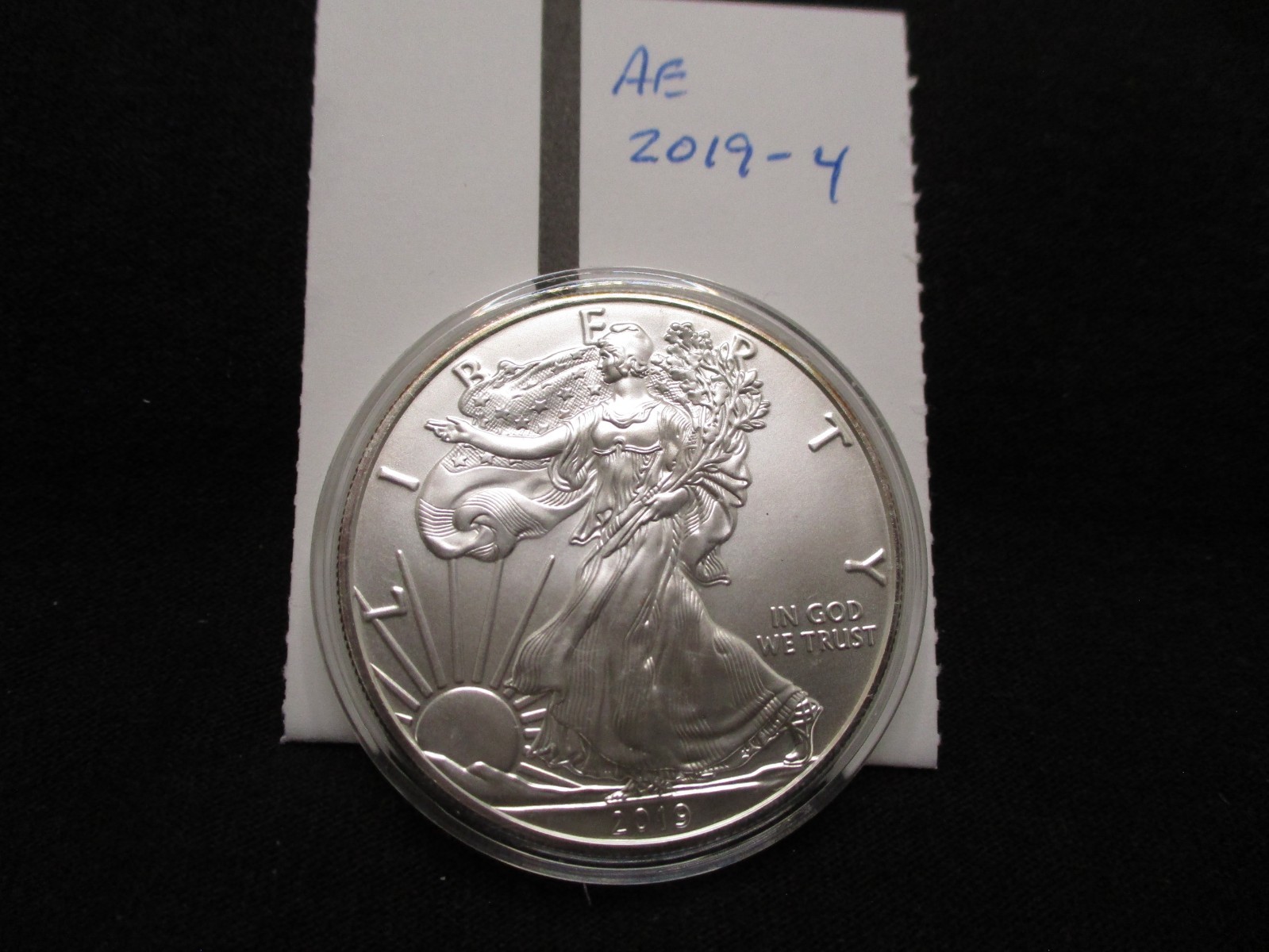 2019 US American Silver Eagle - One ounce fine 99.9% silver in capsule-4