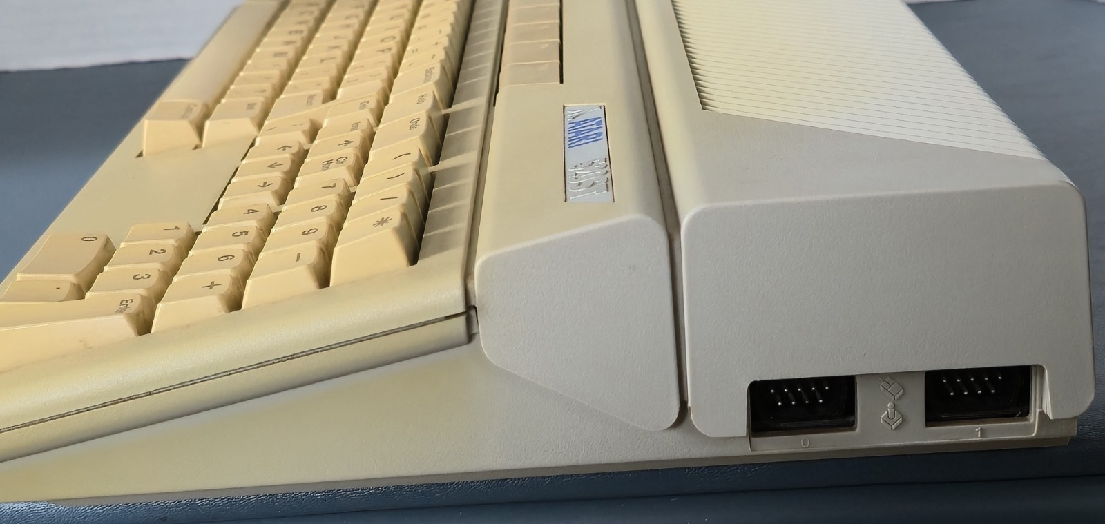 Vintage Atari 520ST Computer (1985) – Untested – For Repair or Parts Only
