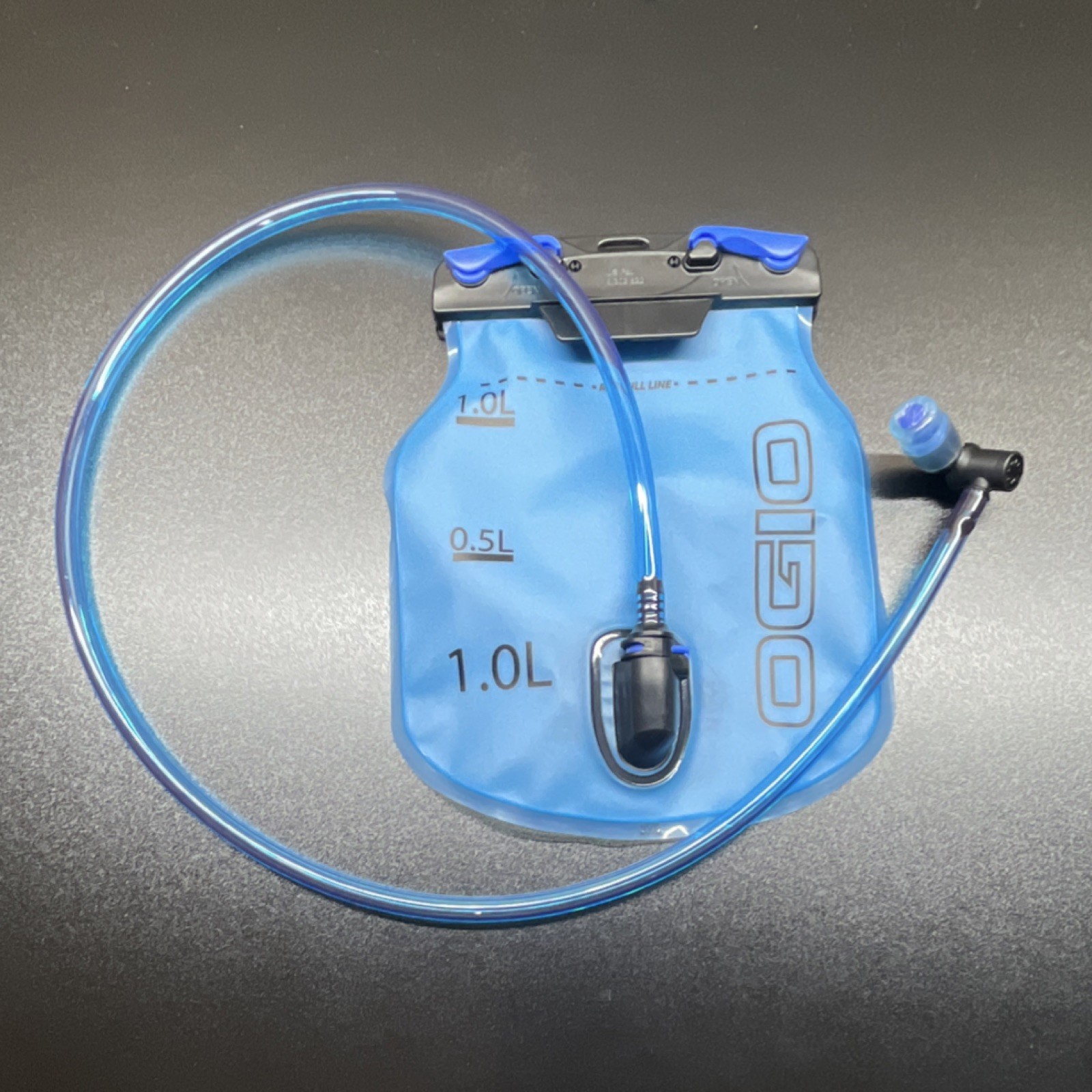 OGIO Hydration Reservoir 1.0L Blue Plastic with Bite Valve for Hiking
