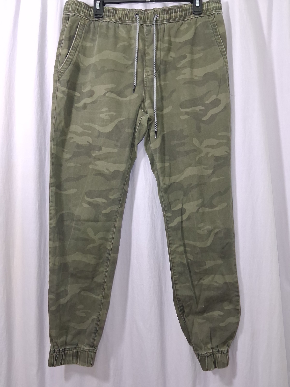 Camouflage Drawstring Aeropostal jogger Pants Mens Size Medium