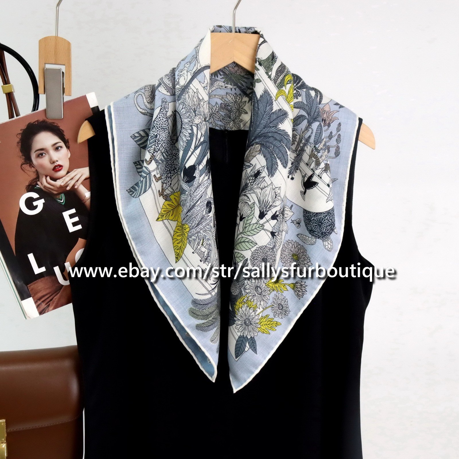 Sallys 70% Cashmere & 30% Silk Flowers Print Double Face Collar Neck Scarf 26"