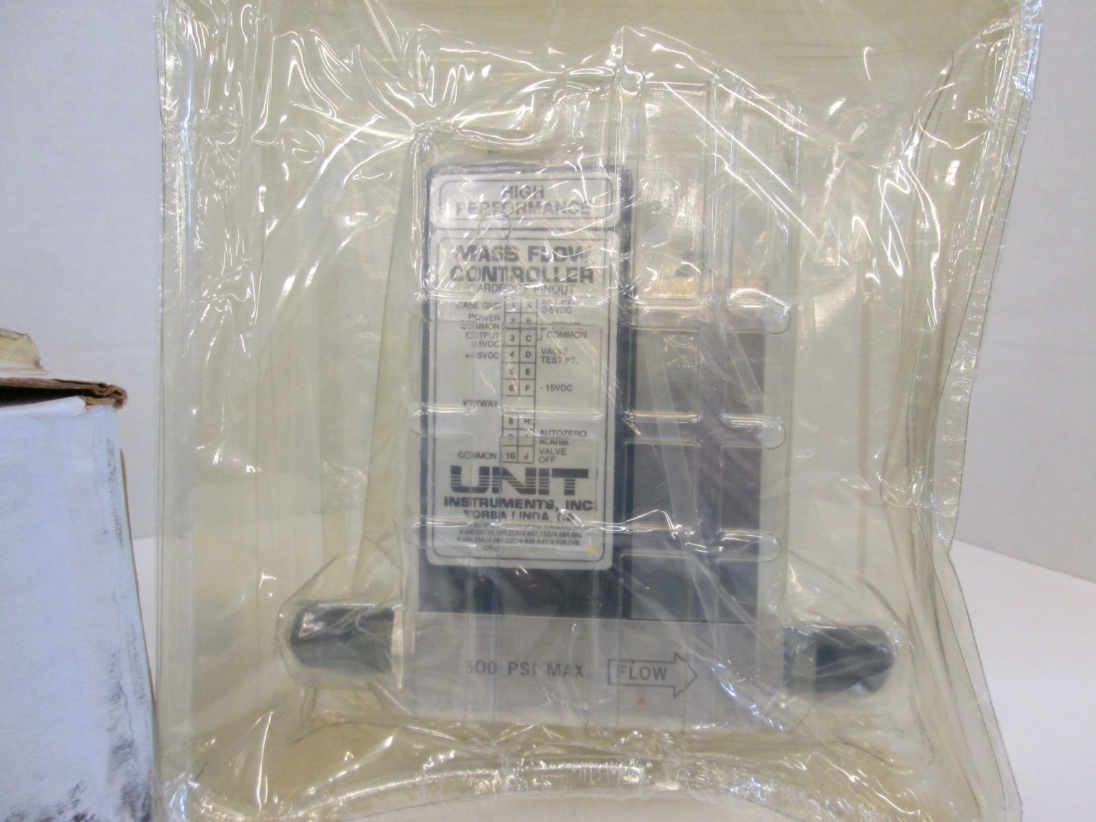 Unit UFC-1100 Mass Flow Controller, CL2, 100 SCCM, Refurbished