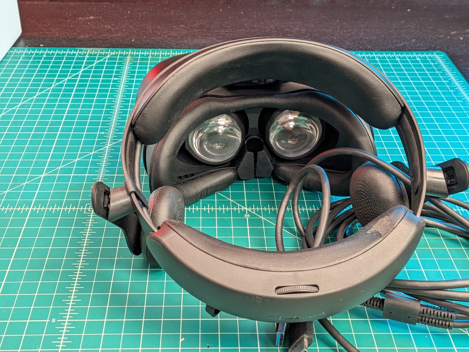 Samsung HMD Odyssey Headset, Controllers, XE800ZAA-HC1US