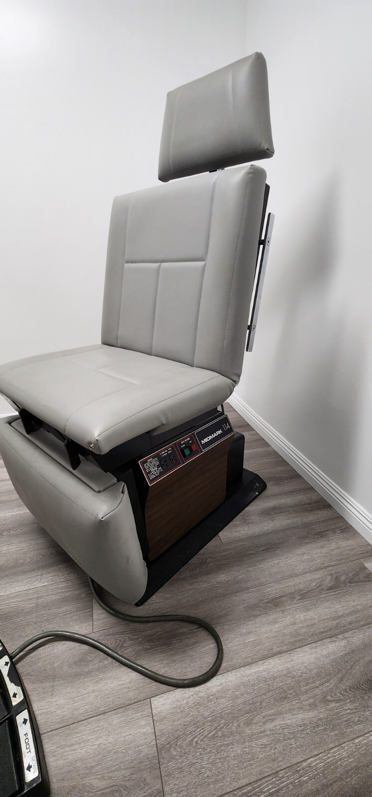 Powered Hi/Lo Examination Table