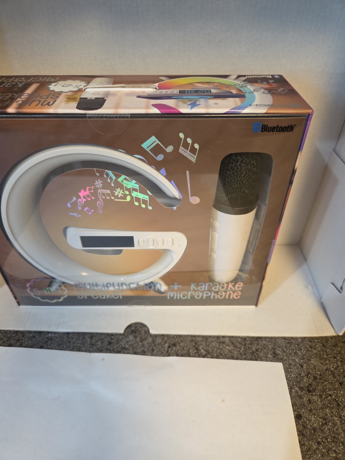 St Simply Tech- 5 N 1 Multi Function + Karaoke Microphone Bluetooth. Brand New