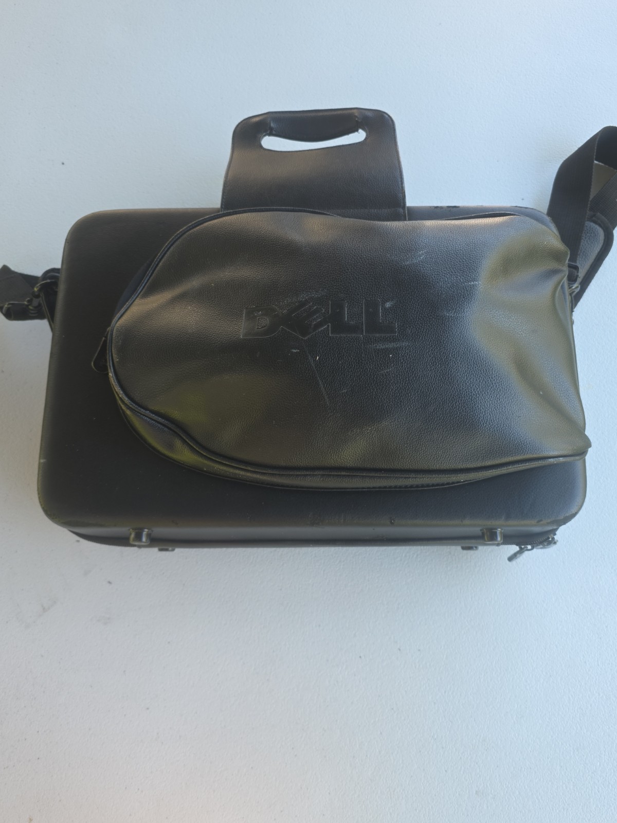 Dell 2300MP DLP Projector with Cables, Remote, and Case
