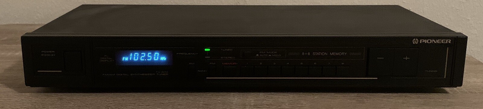 SHIPS SAME DAY Pioneer Model TX-970 Stereo AM/FM Digital Synthesizer Tuner Works