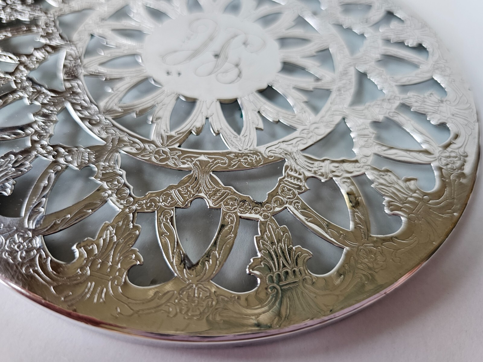 King Francis REED & BARTON Pattern #1644 Silverplate Glass Trivet Initial "H"