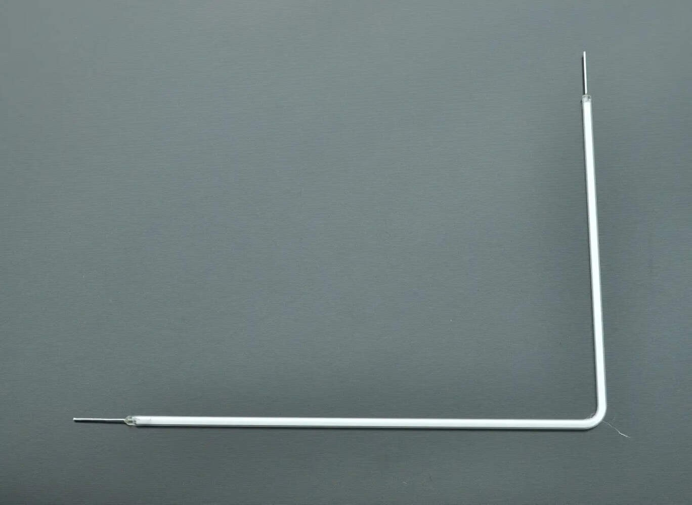 2.4mm Diameter L-Shape CCFL Lamps