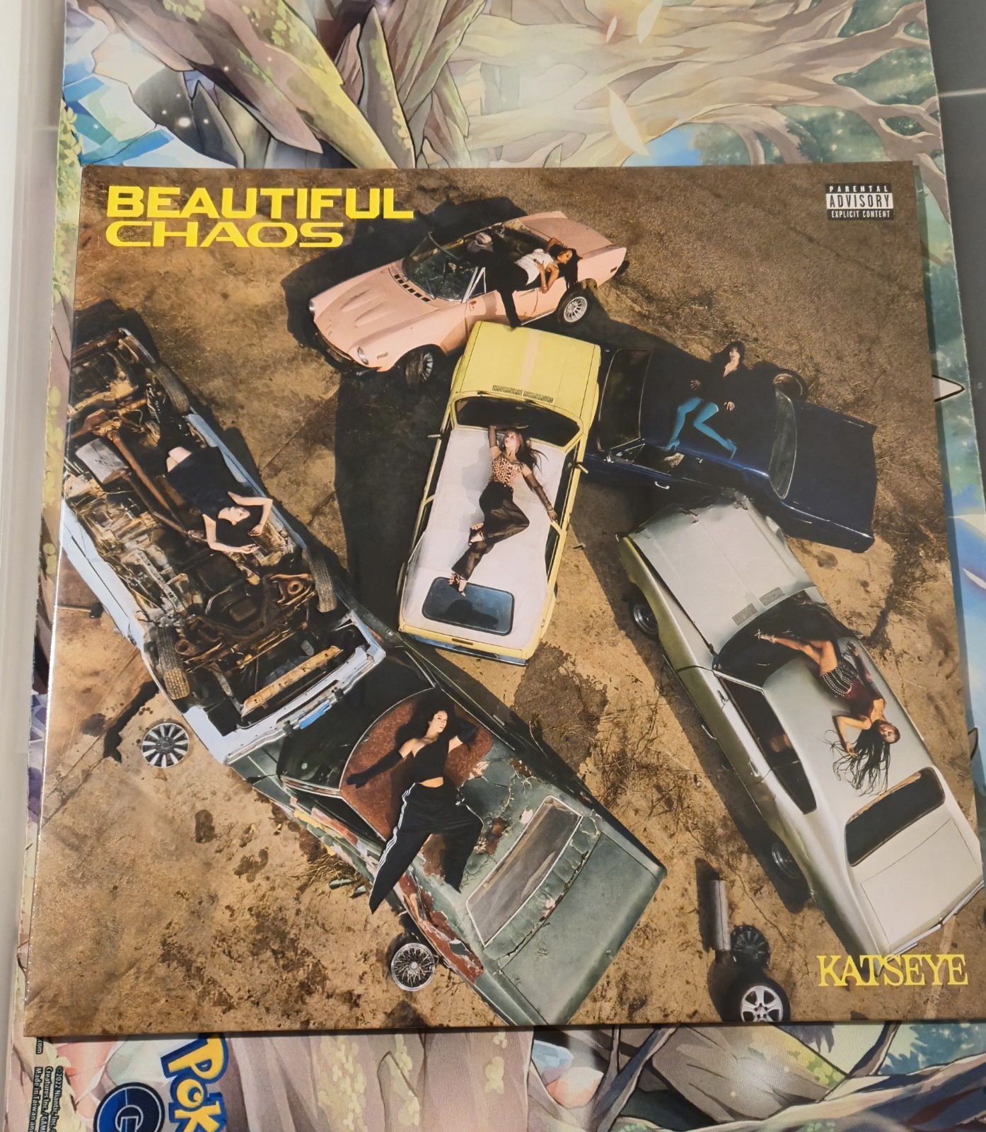 KATSEYE BEAUTIFUL CHAOS STORE EXCLUSIVE SIGNED VINYL