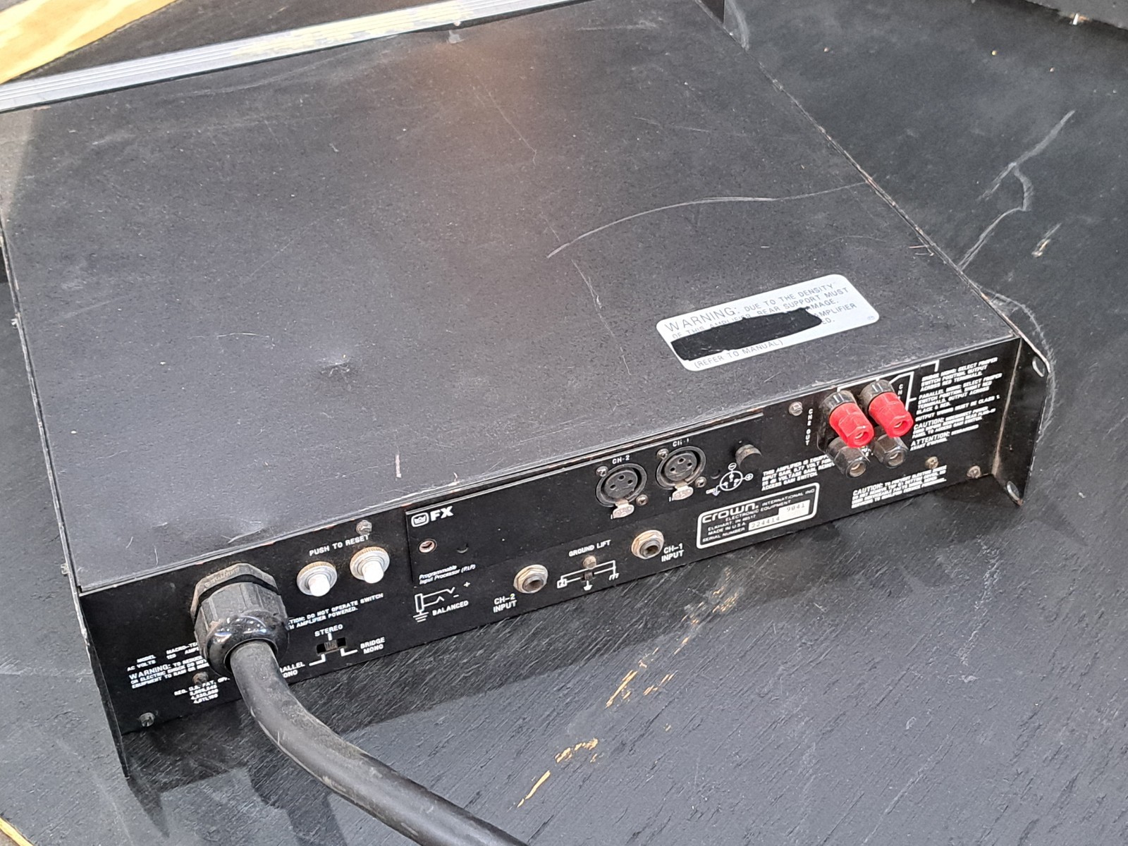 Crown Macro-Tech 2400 2-Channel Power Amplifier