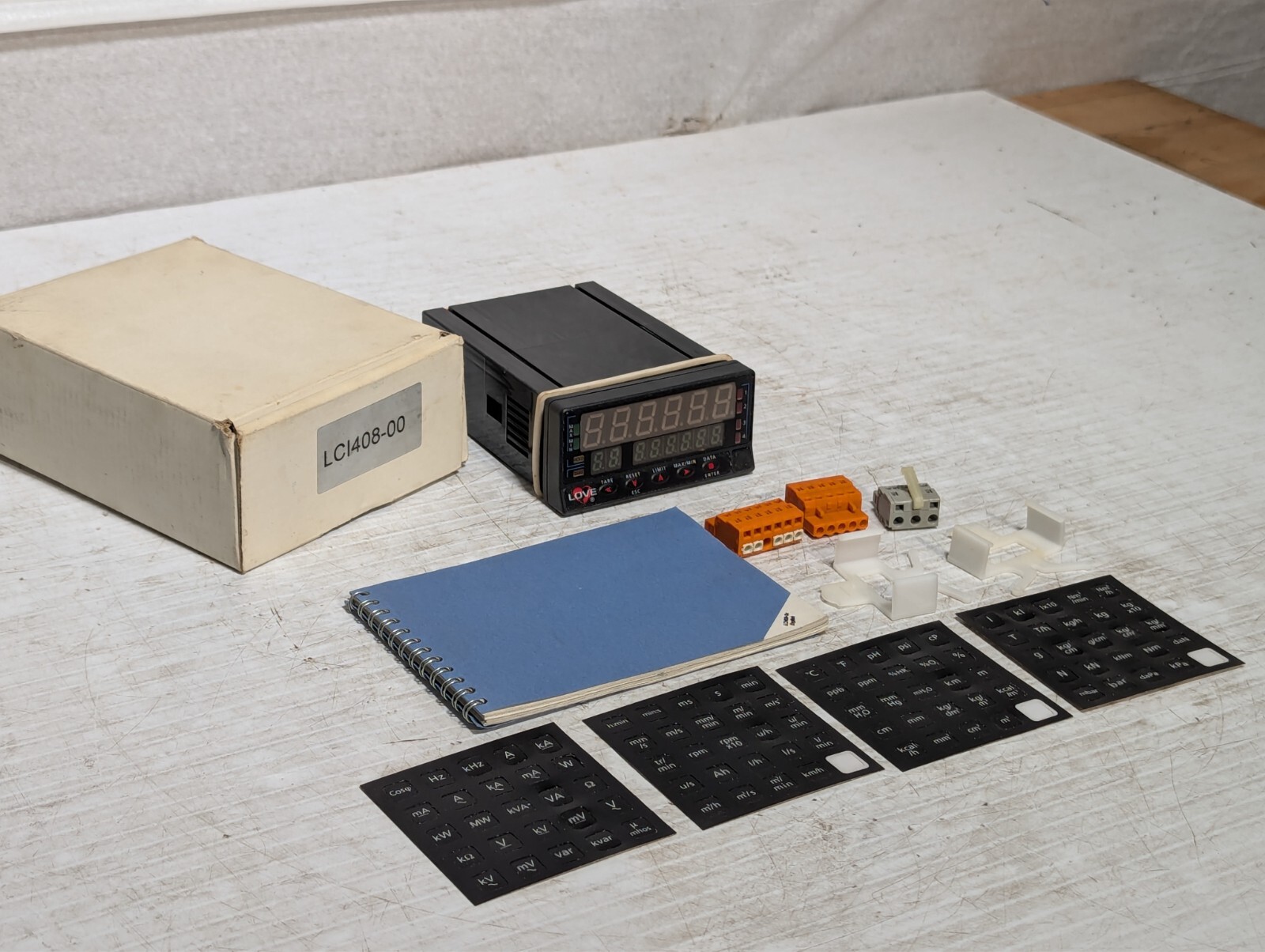 Love Controls LCI408-00 Multifunction Indicator, Dwyer