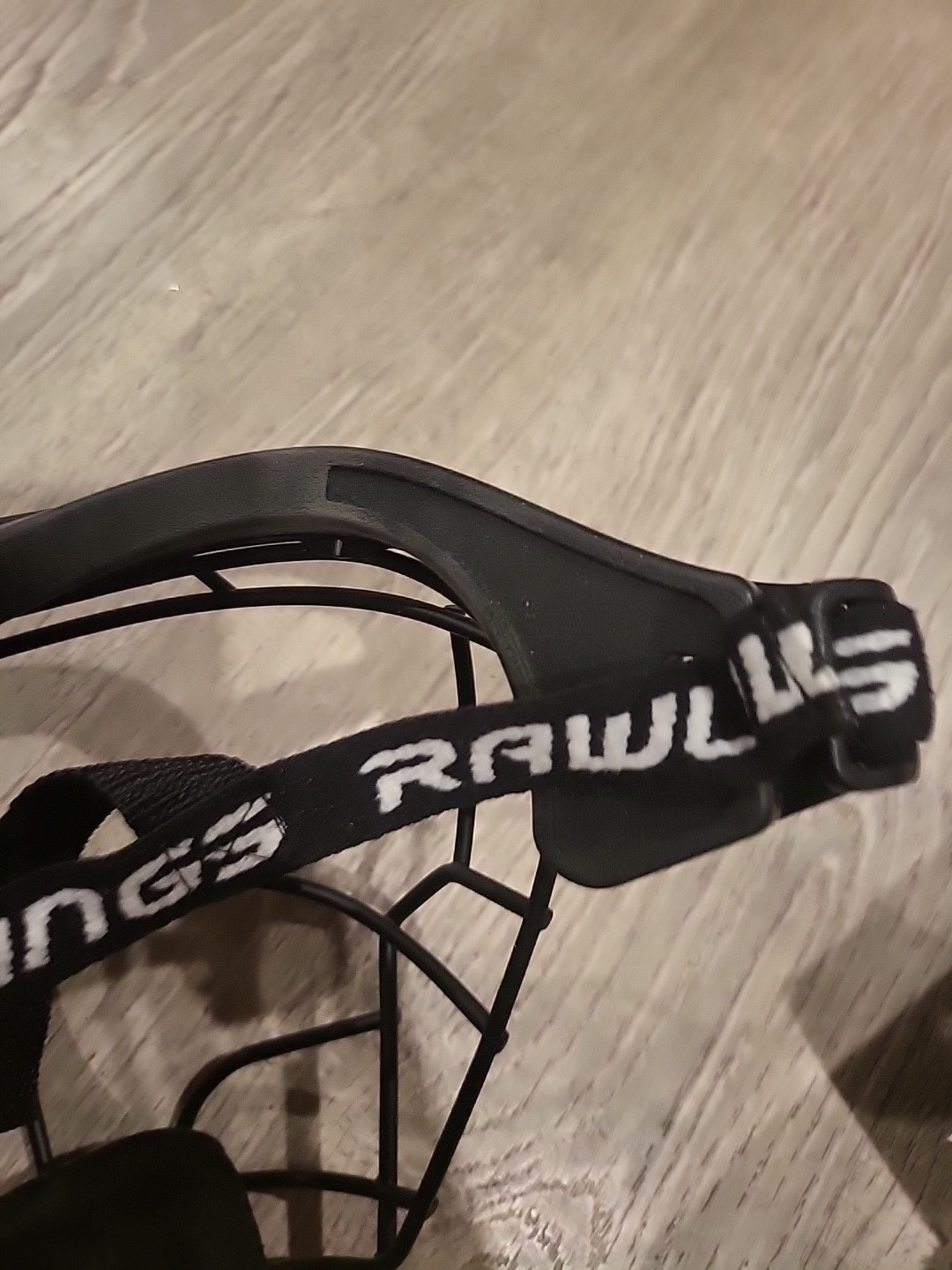 Rawlings Softball Baseball Fielder Face Mask Adjustable Strap Protective Gear
