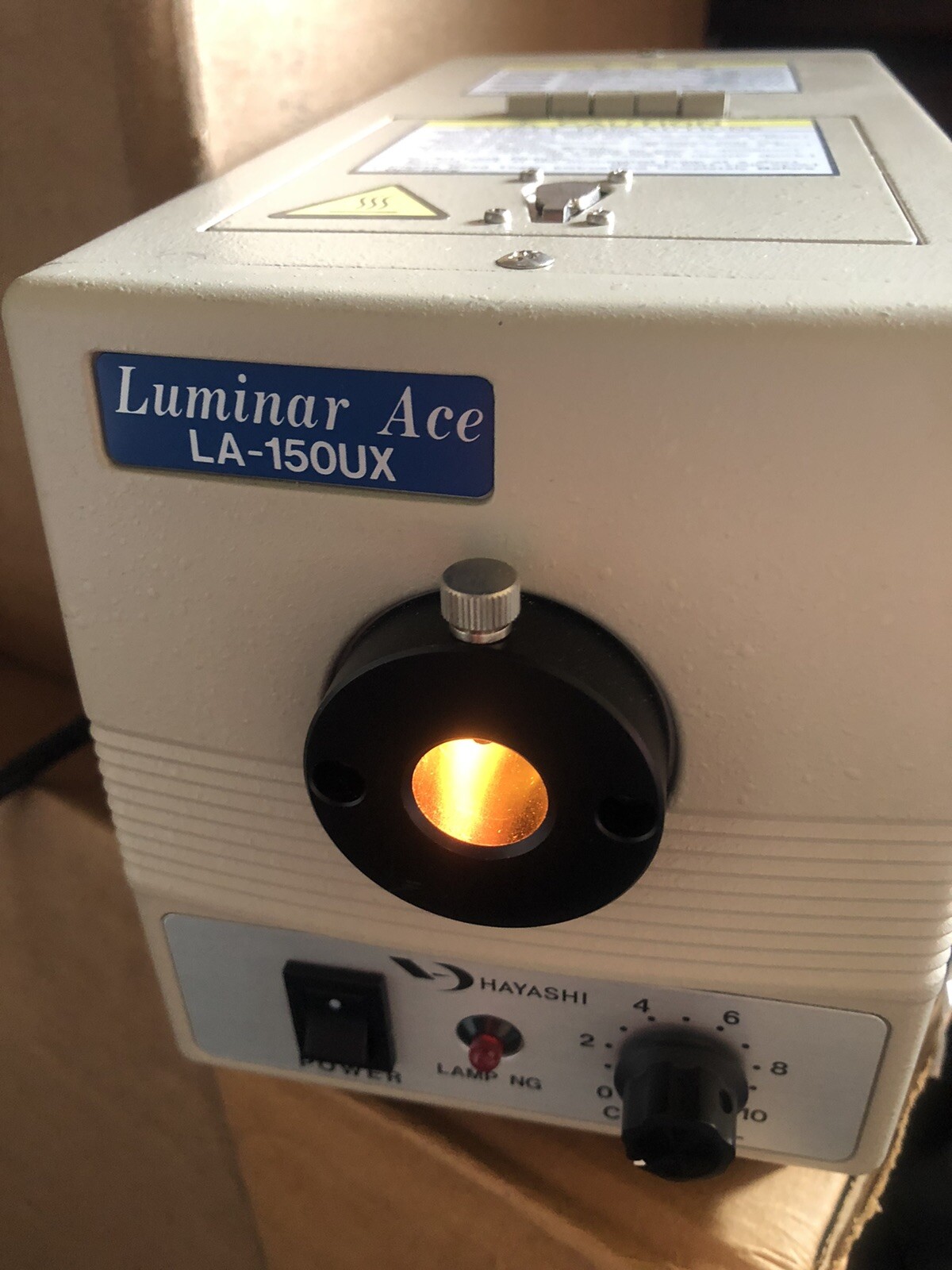 Hayashi Luminar Ace LA-150UX, Power-on