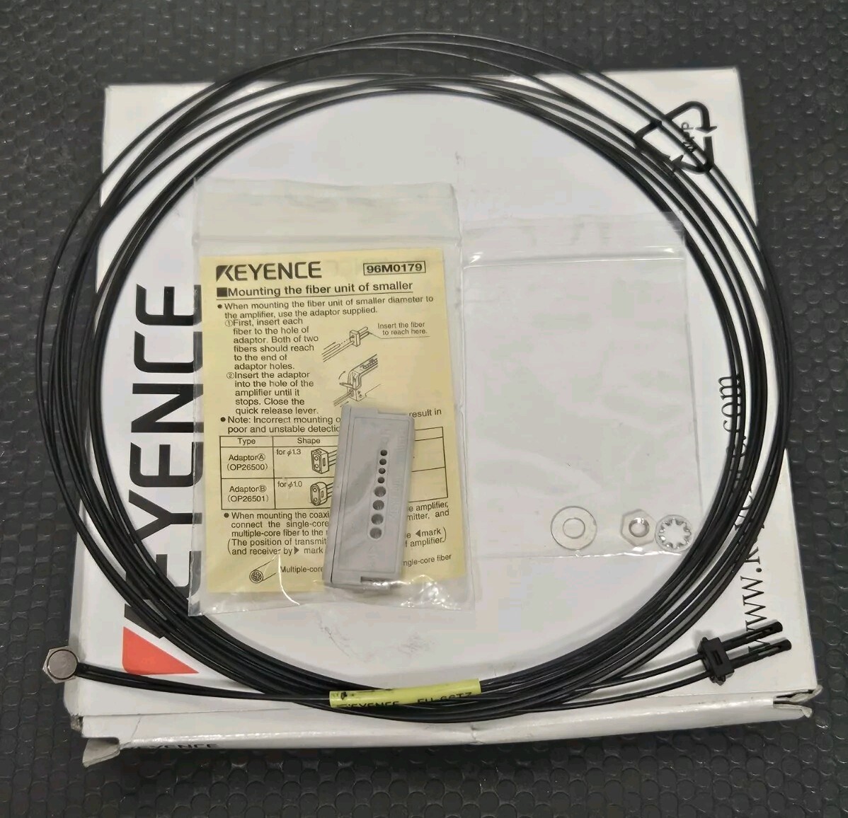 Keyence Digital Fiber Optic Sensor FU-66TZ FU66TZ